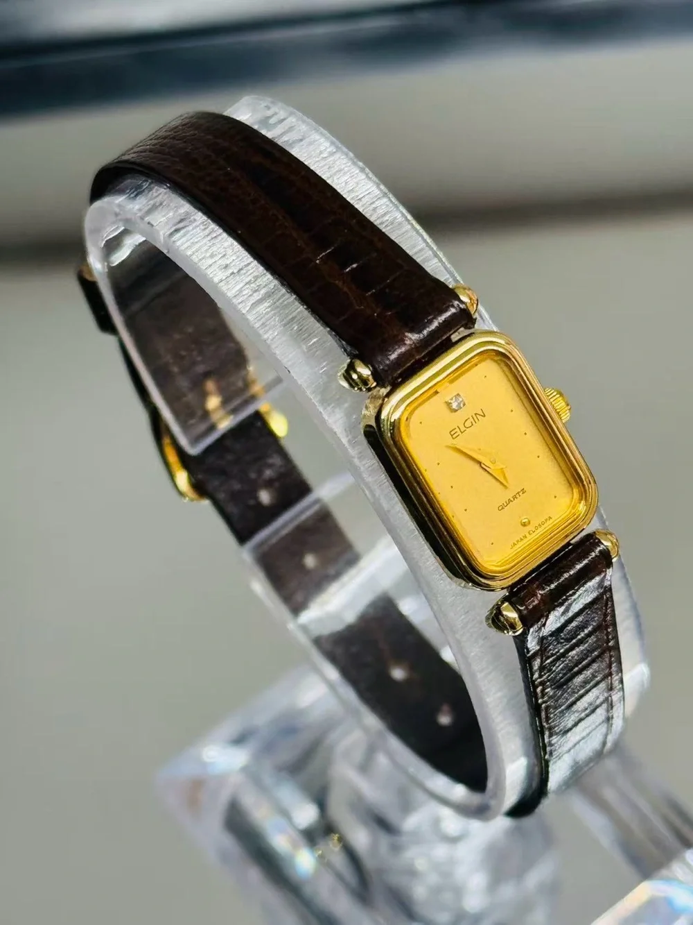 Vintage Elgin Women’s Quartz Watch Gold Tone Rectangular New Battery Runs